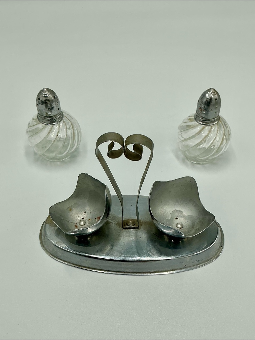 Vintage Silver Tone Clear Glass Mini Salt and Pepper Shakers On Silver Tone Tray - Picture 8 of 11